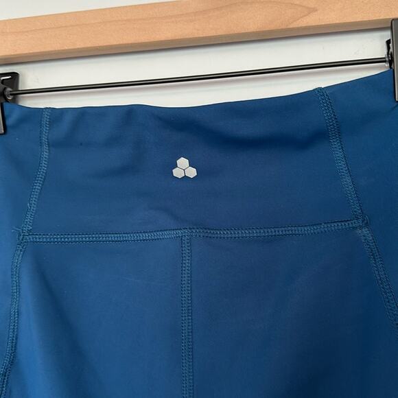 Tek Gear Womens Workout Leggings Size Medium 7/8 High Rise Teal Blue Athleisure - Picture 7 of 8